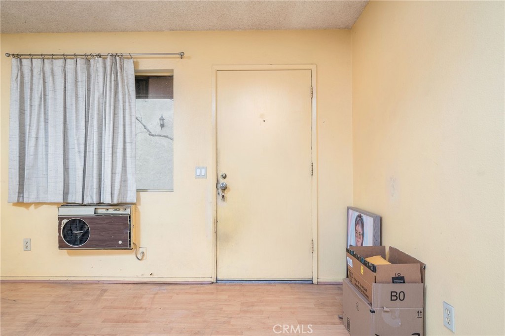 960 E Bonita Avenue 93