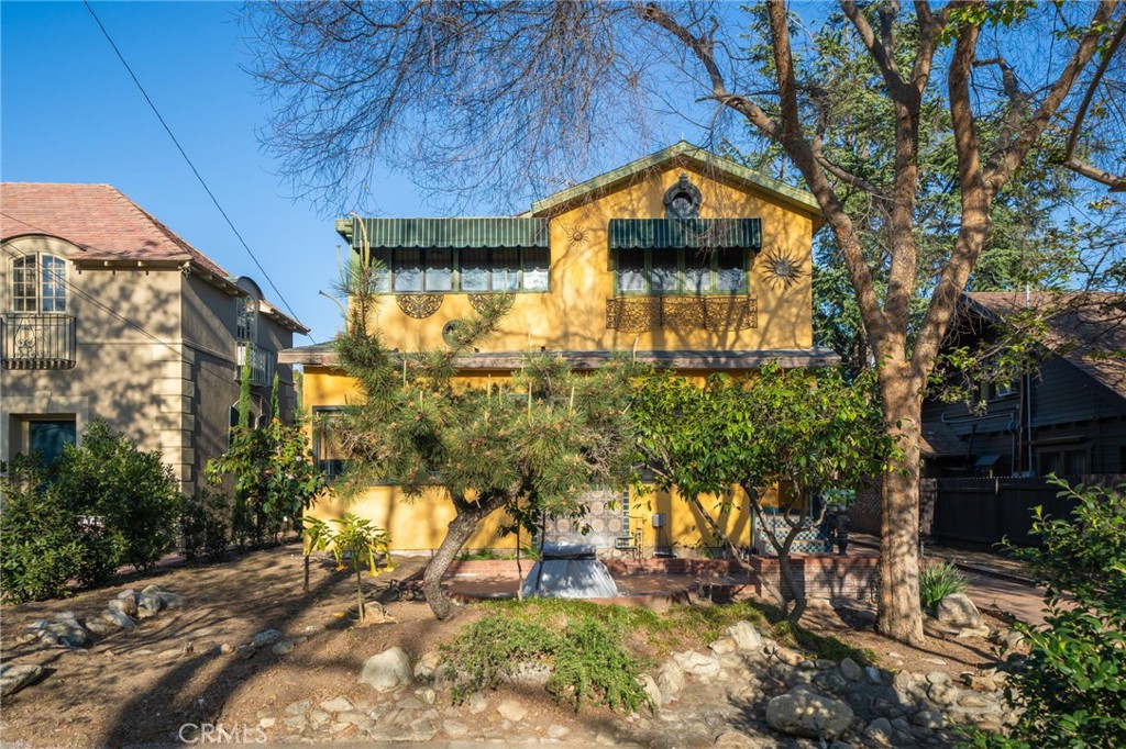 1034 Harvard Avenue