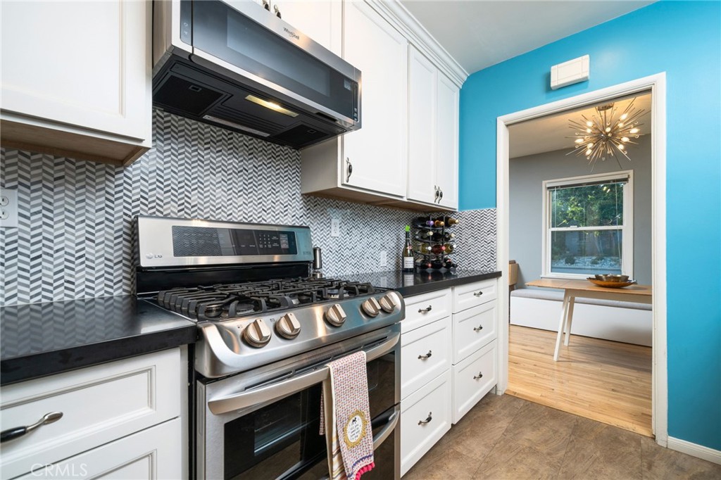 292 W Oak Park Drive