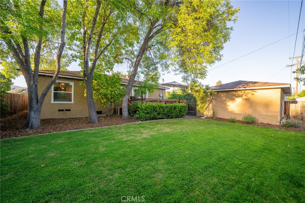 292 W Oak Park Drive