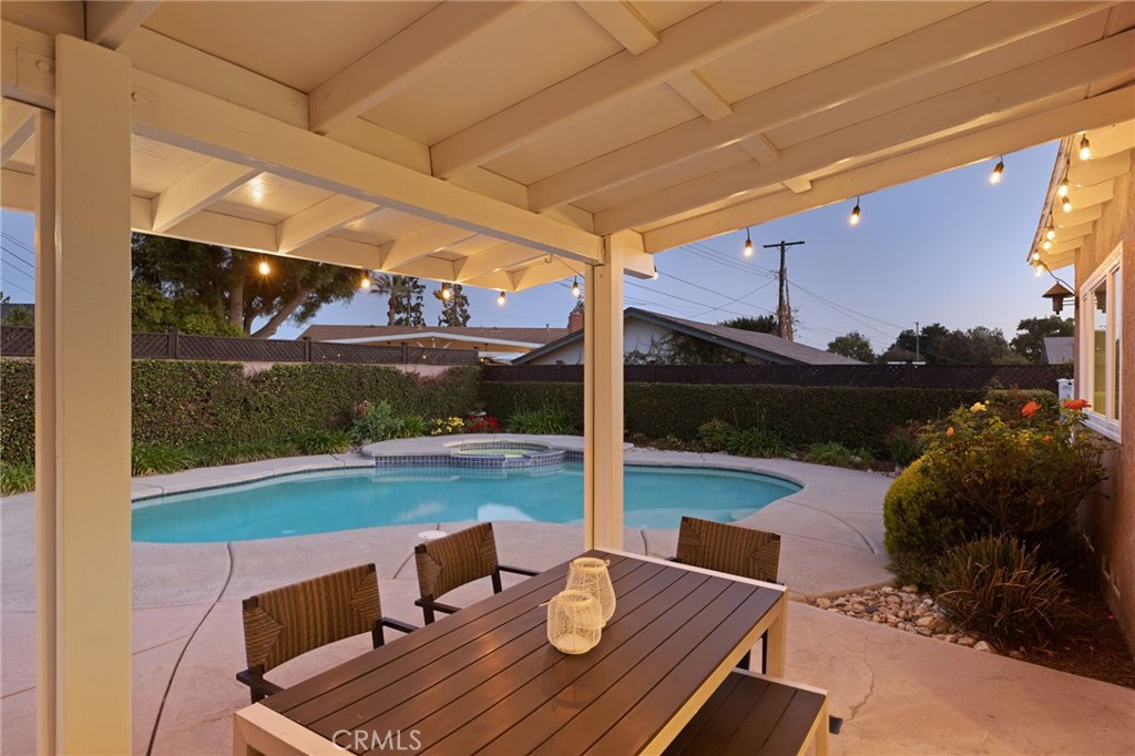 3860 Shelter Grove Drive