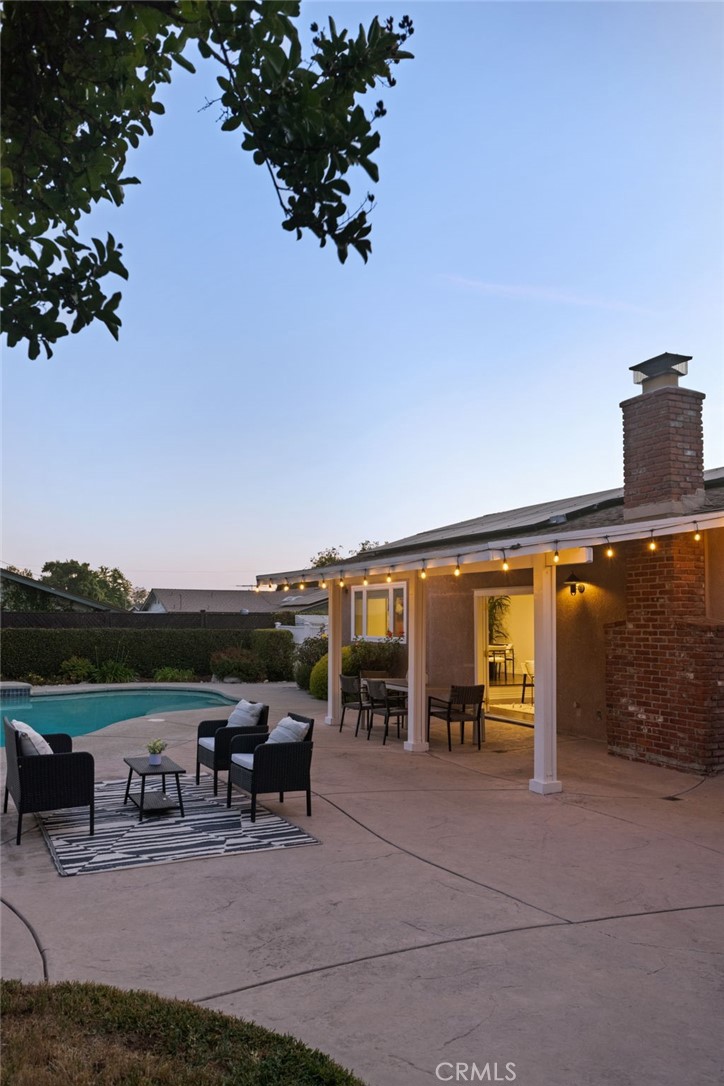 3860 Shelter Grove Drive