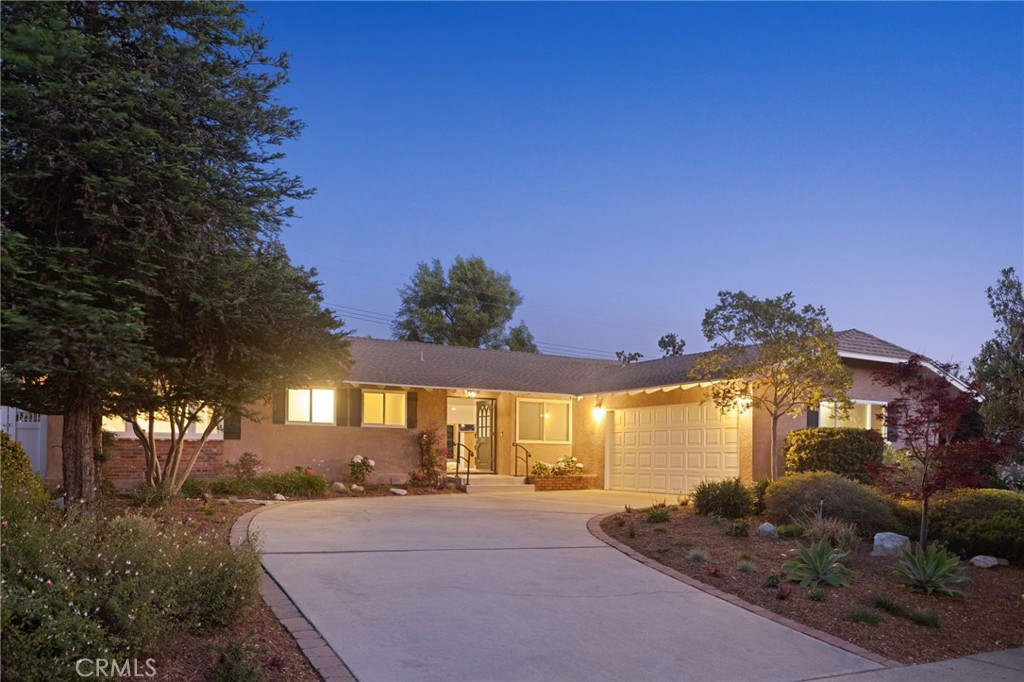 3860 Shelter Grove Drive