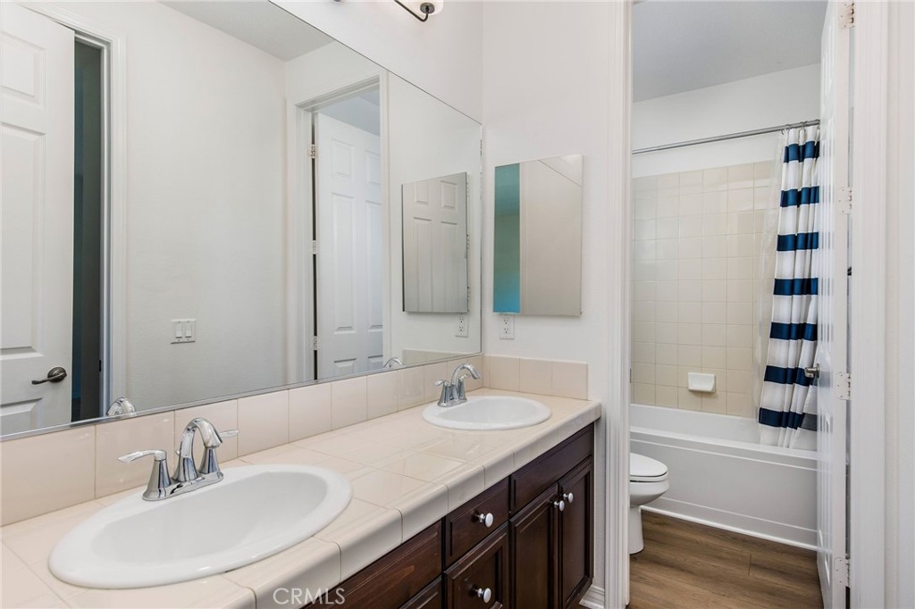 4432 Treasure Valley