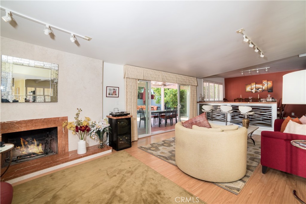 2372 W. Silver Tree Road