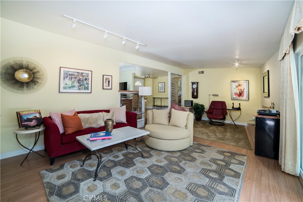 2372 W. Silver Tree Road