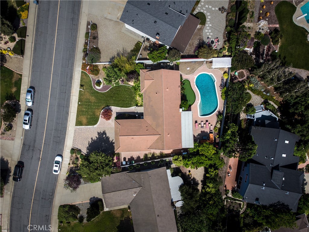 2372 W. Silver Tree Road
