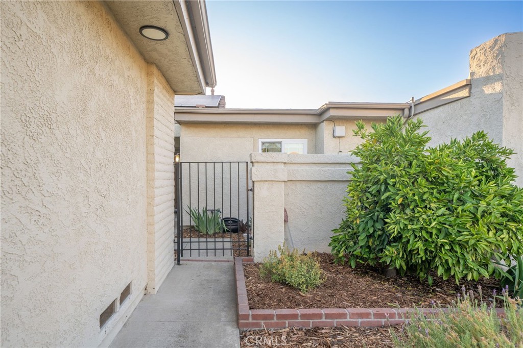 455 Champlain Drive