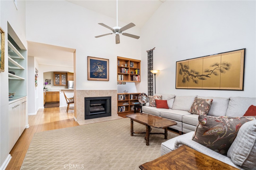 455 Champlain Drive