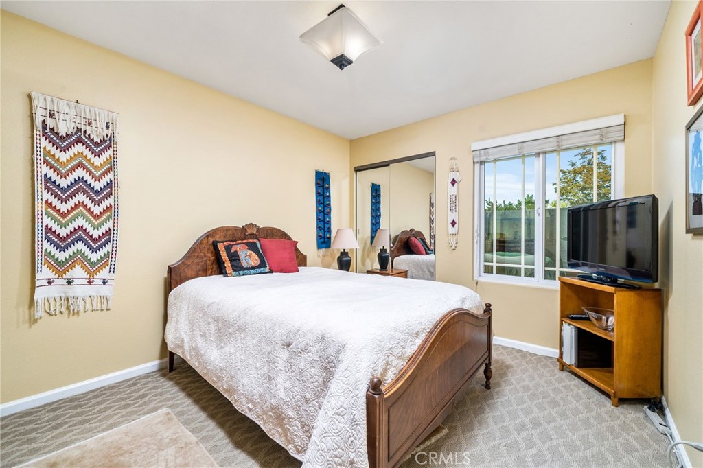 455 Champlain Drive