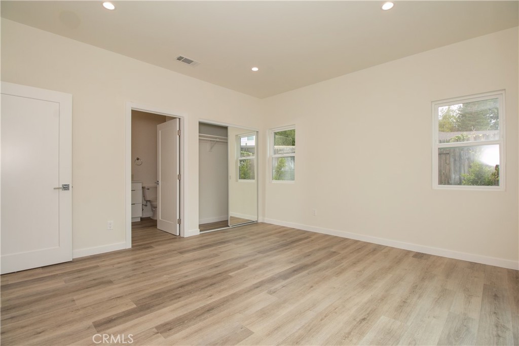 689 Clarion Place