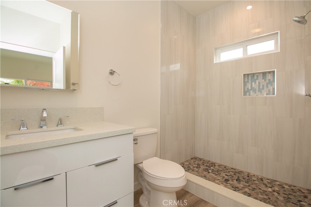 689 Clarion Place