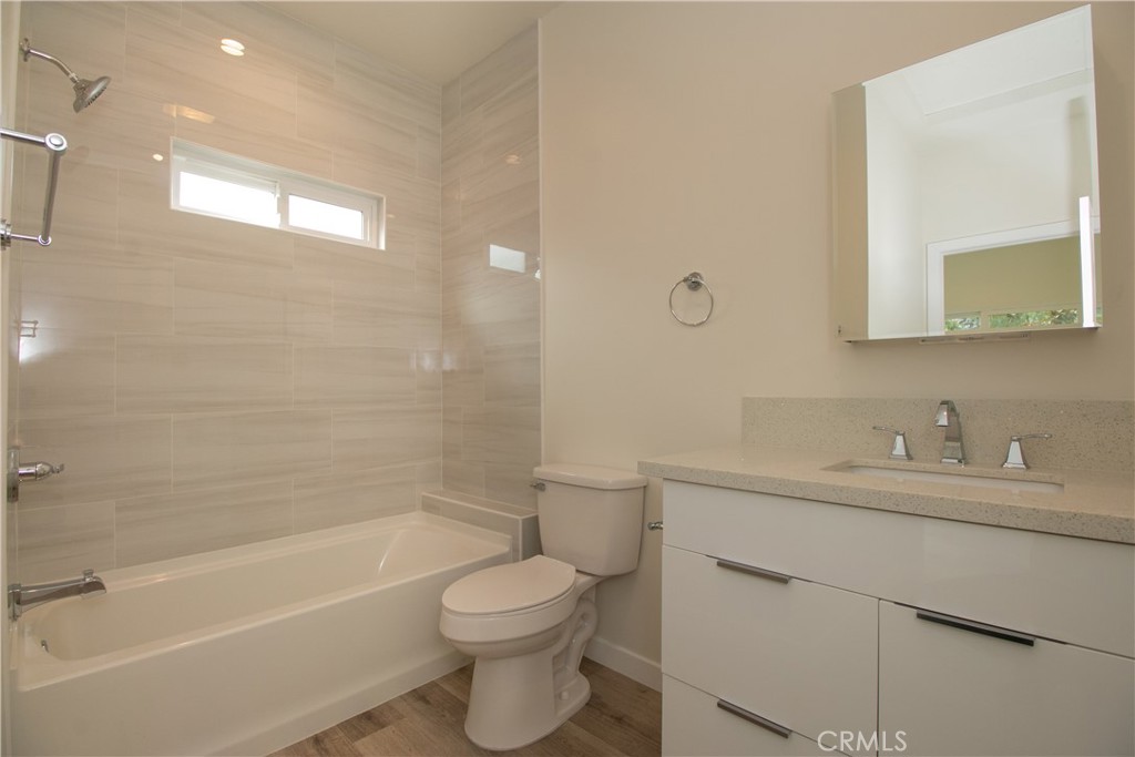 689 Clarion Place