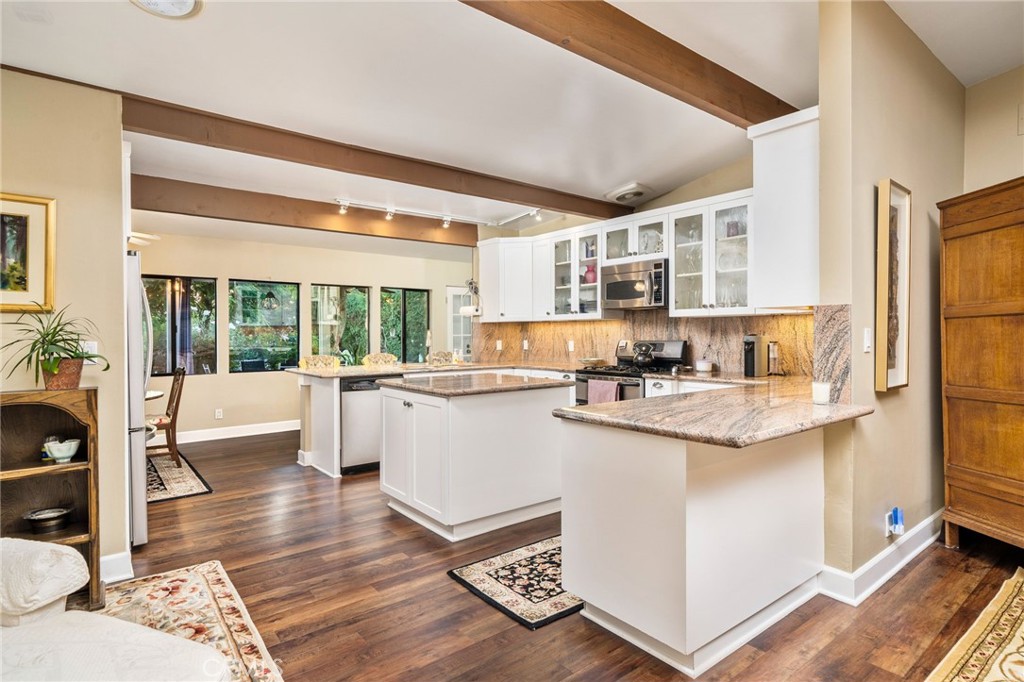 2945 N Rockmont Avenue