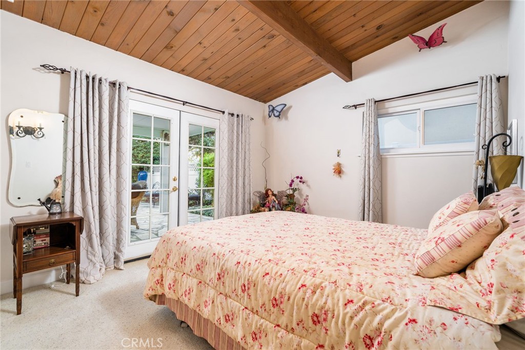 2945 N Rockmont Avenue