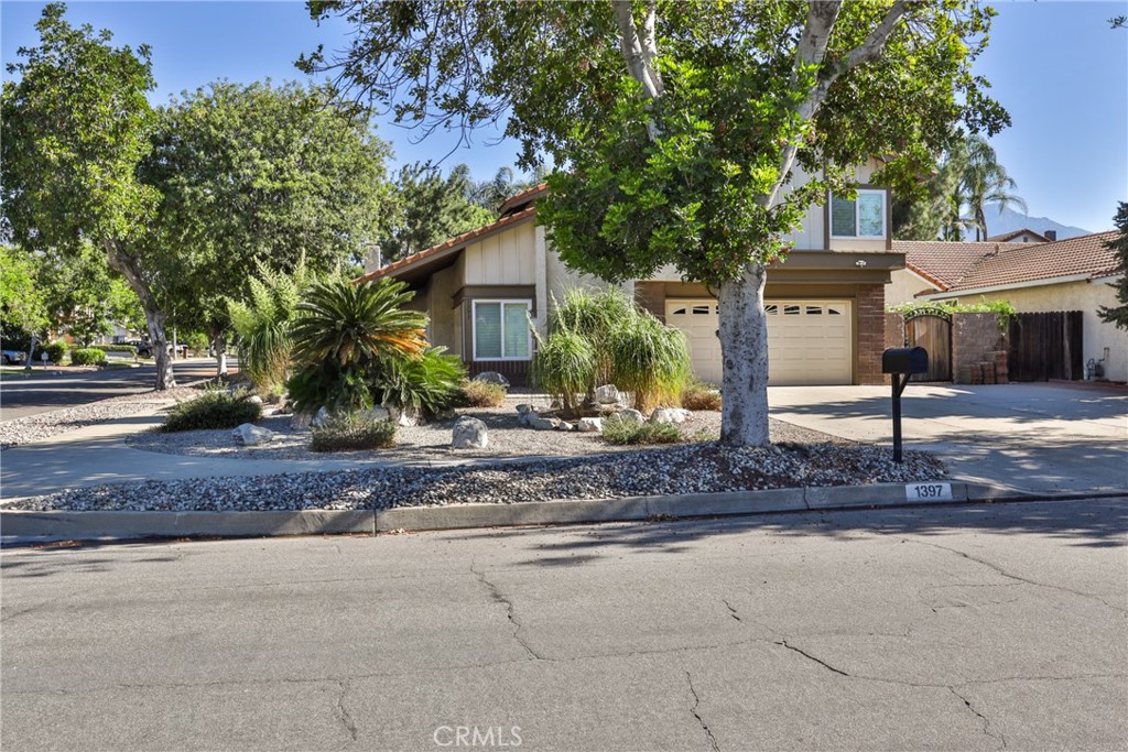 1397 Coronado Street