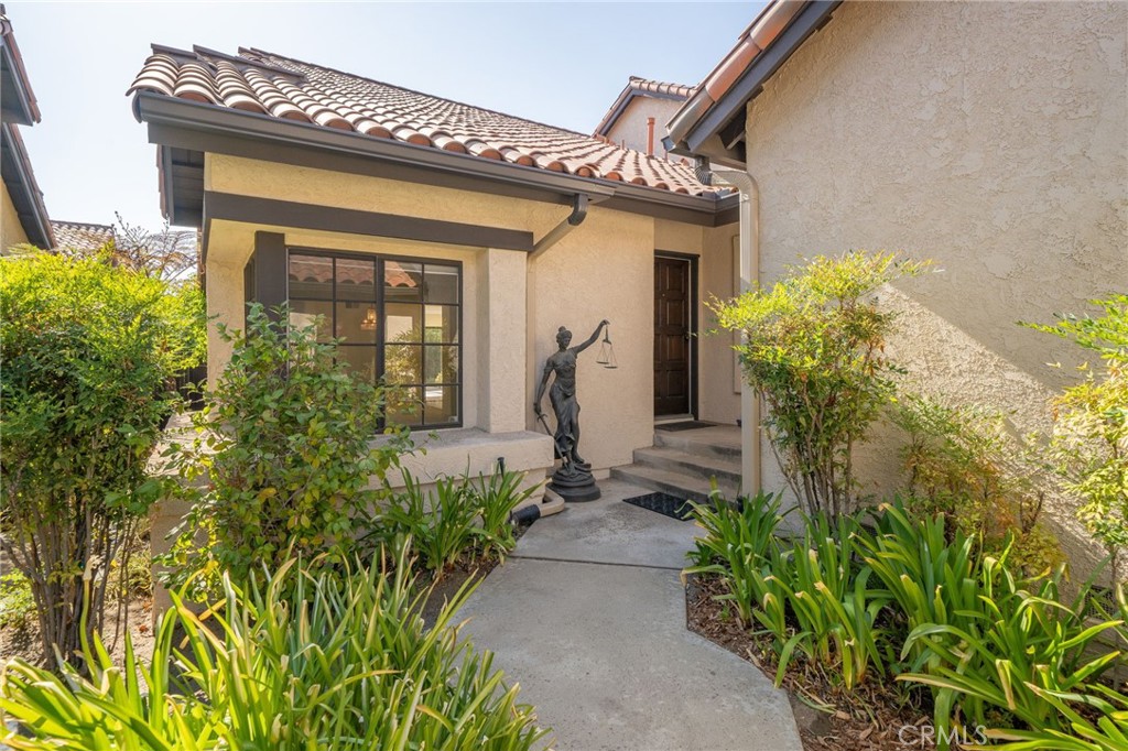 1433 Rust Court