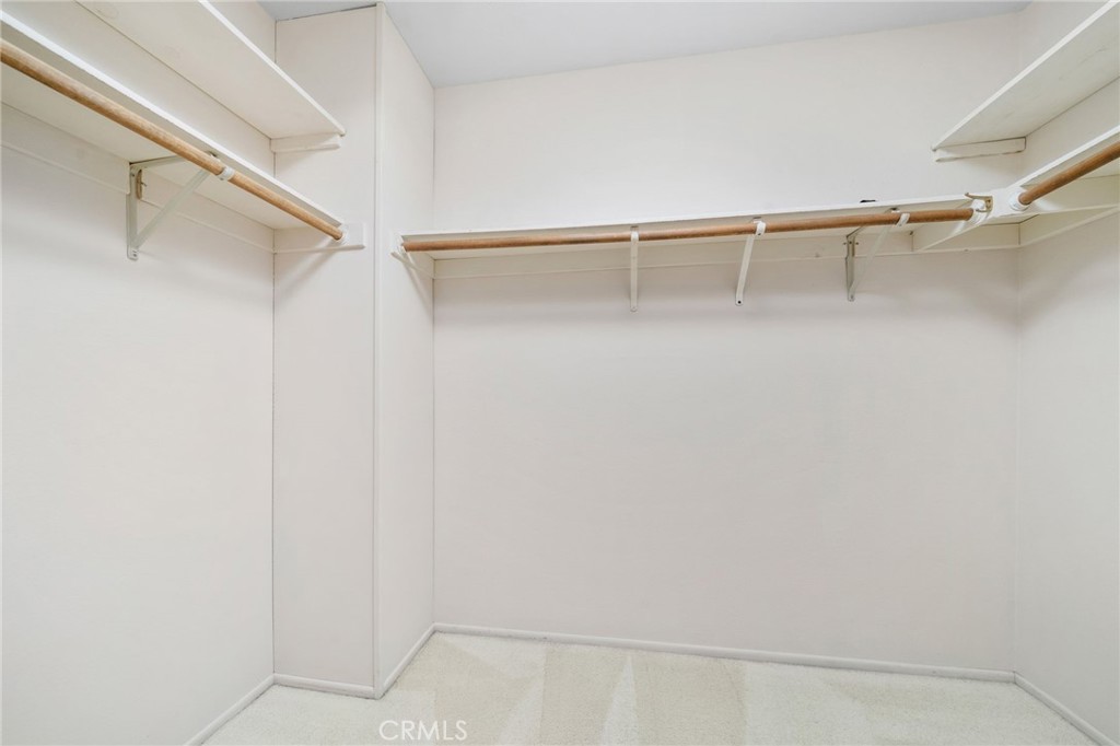 1433 Rust Court