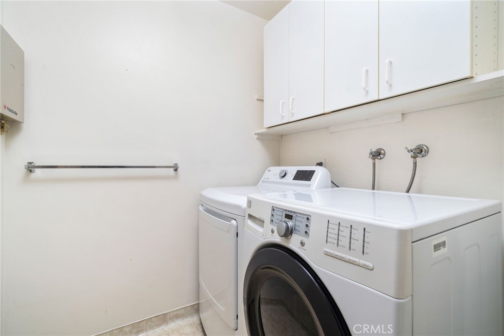 1433 Rust Court