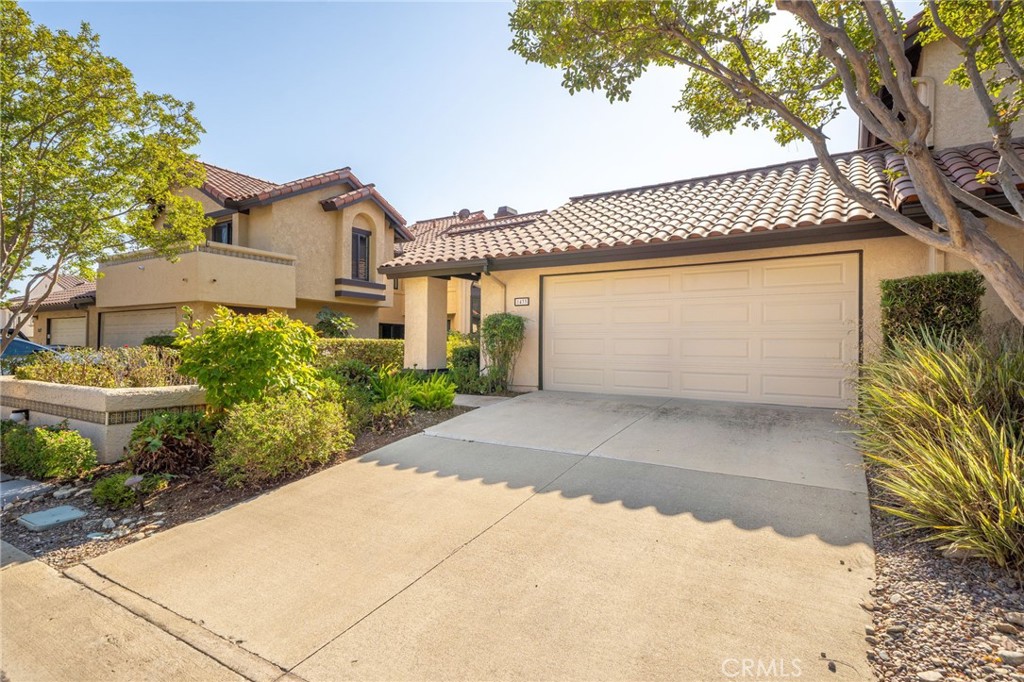 1433 Rust Court