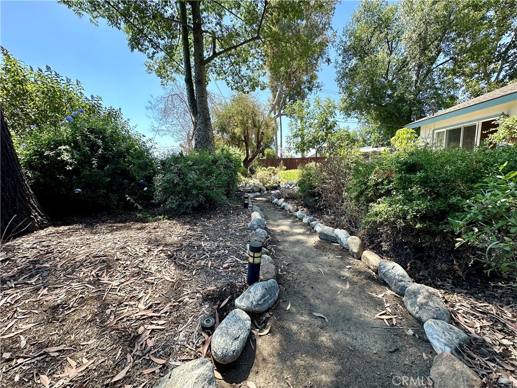286 Blaisdell Drive
