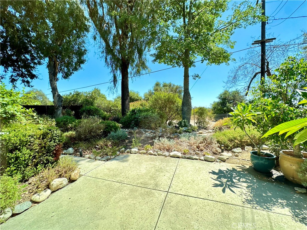 286 Blaisdell Drive