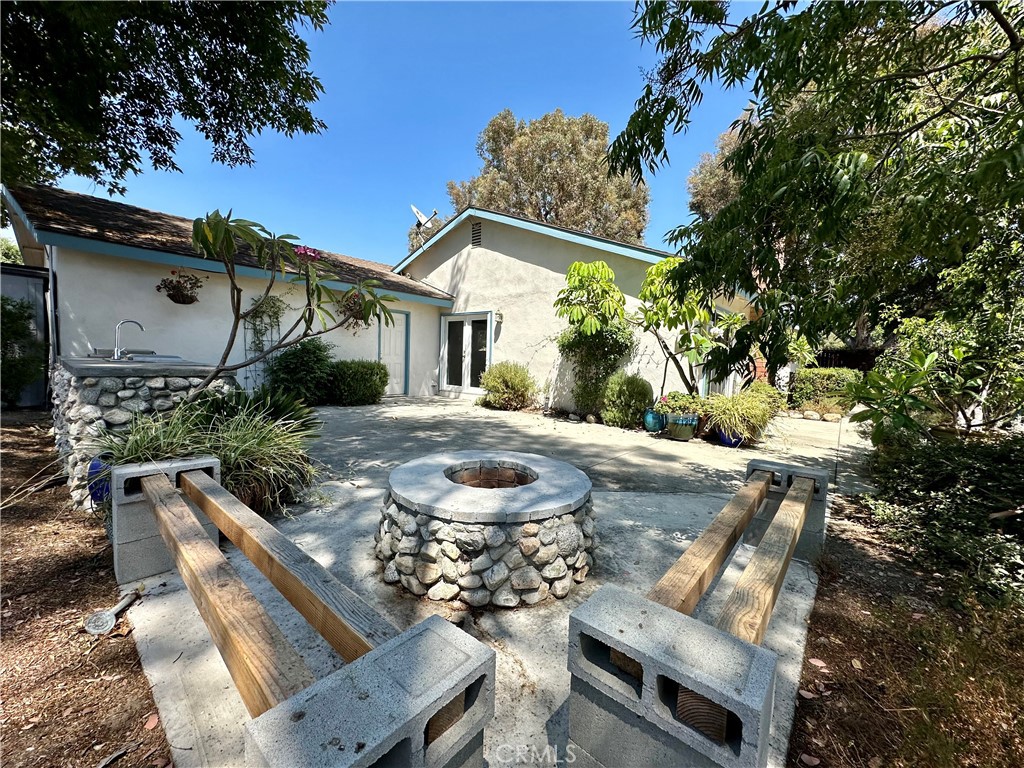 286 Blaisdell Drive