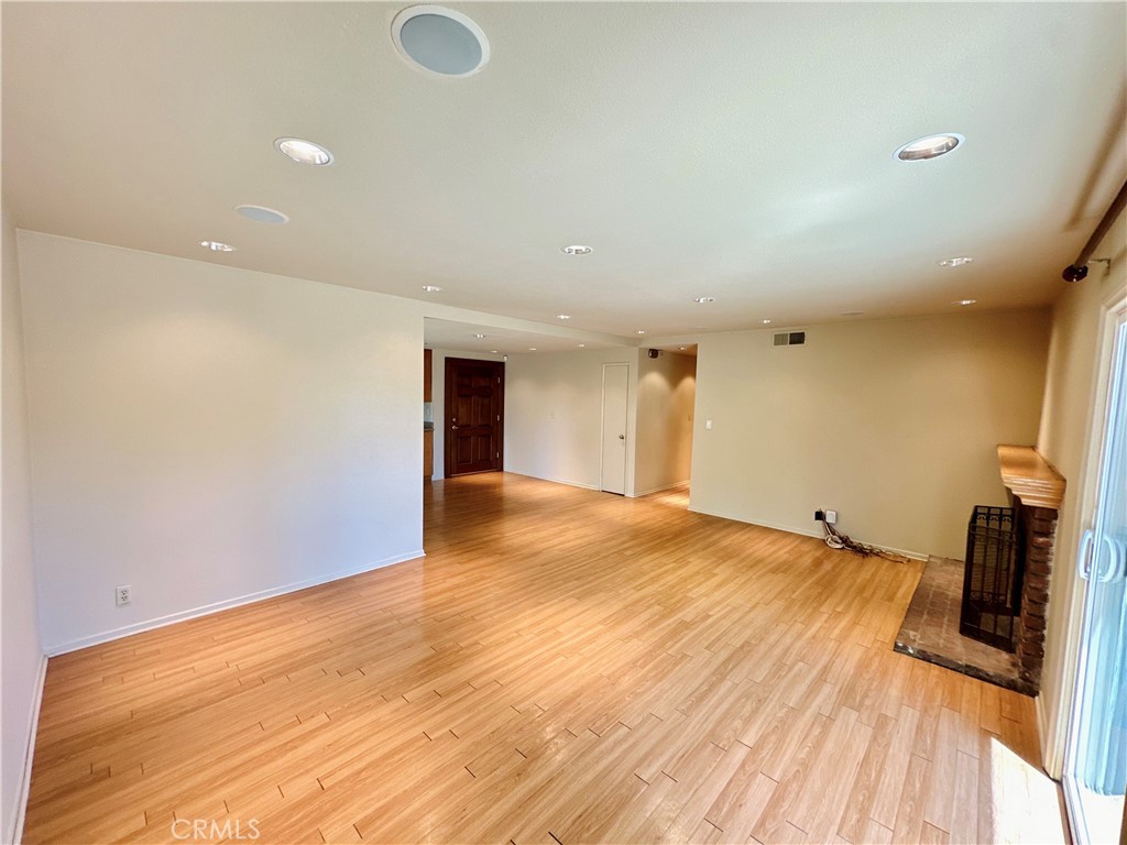 286 Blaisdell Drive