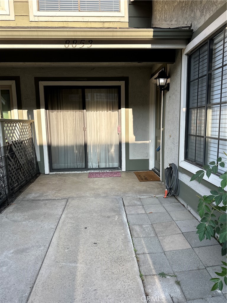 8853 Applewood Drive