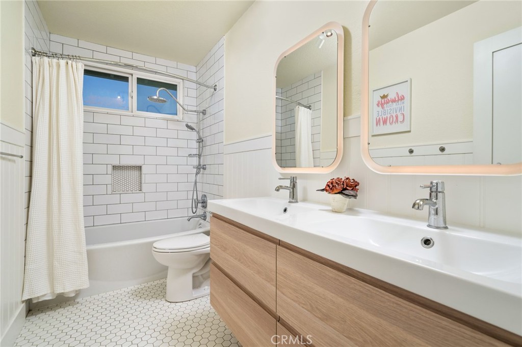 1853 Shenandoah Drive