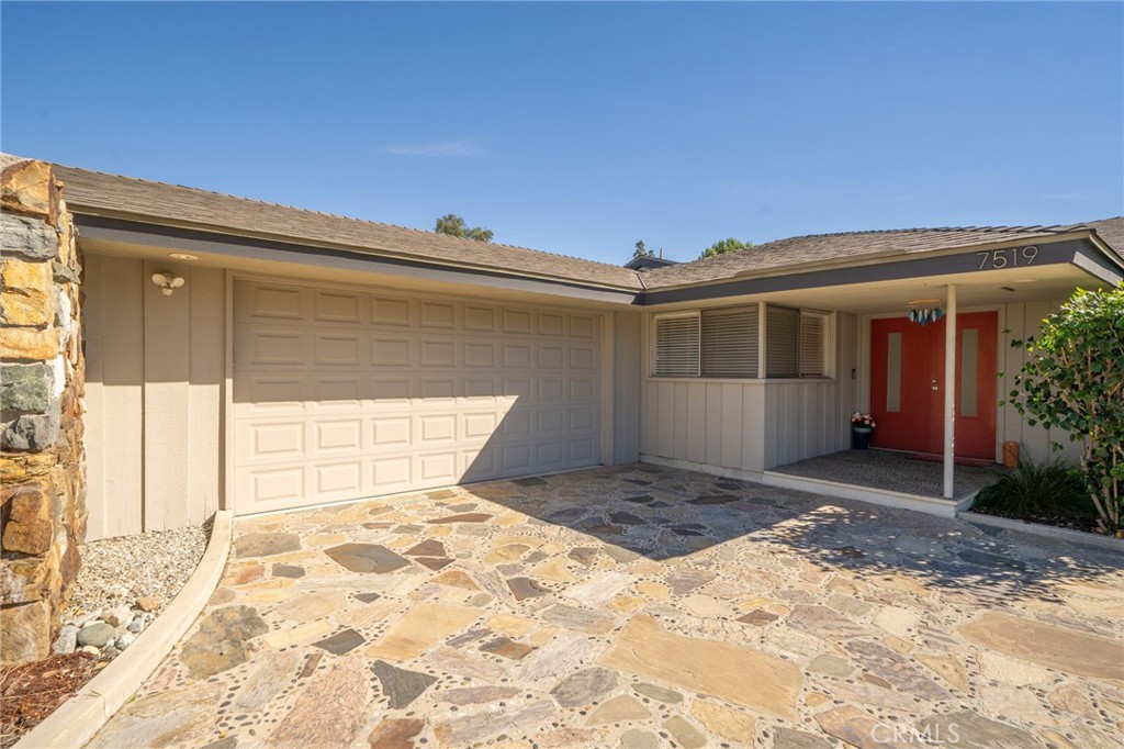 7519 Cerrito Rojo Drive