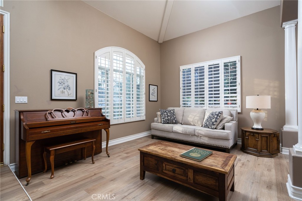 1470 N Pinebrook Avenue