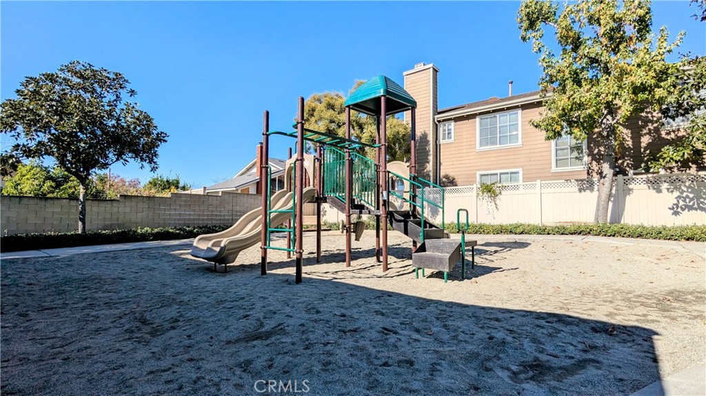 401 Middlebury Court