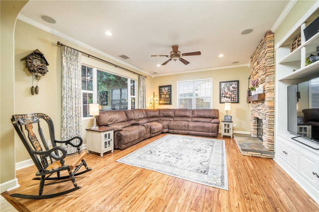 1405 Cole Lane