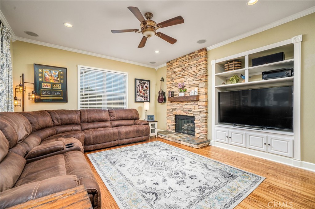1405 Cole Lane
