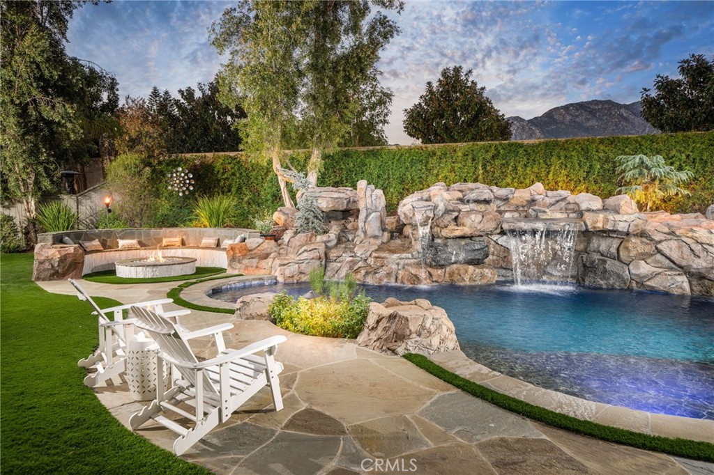 1405 Cole Lane