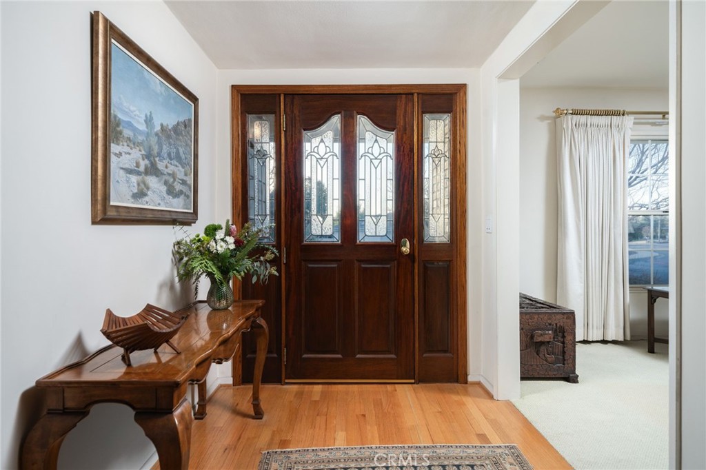 143 W Monterrey Drive