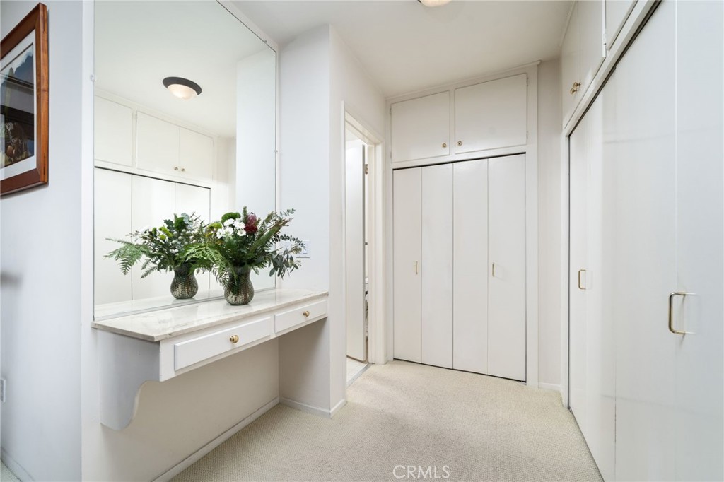 143 W Monterrey Drive