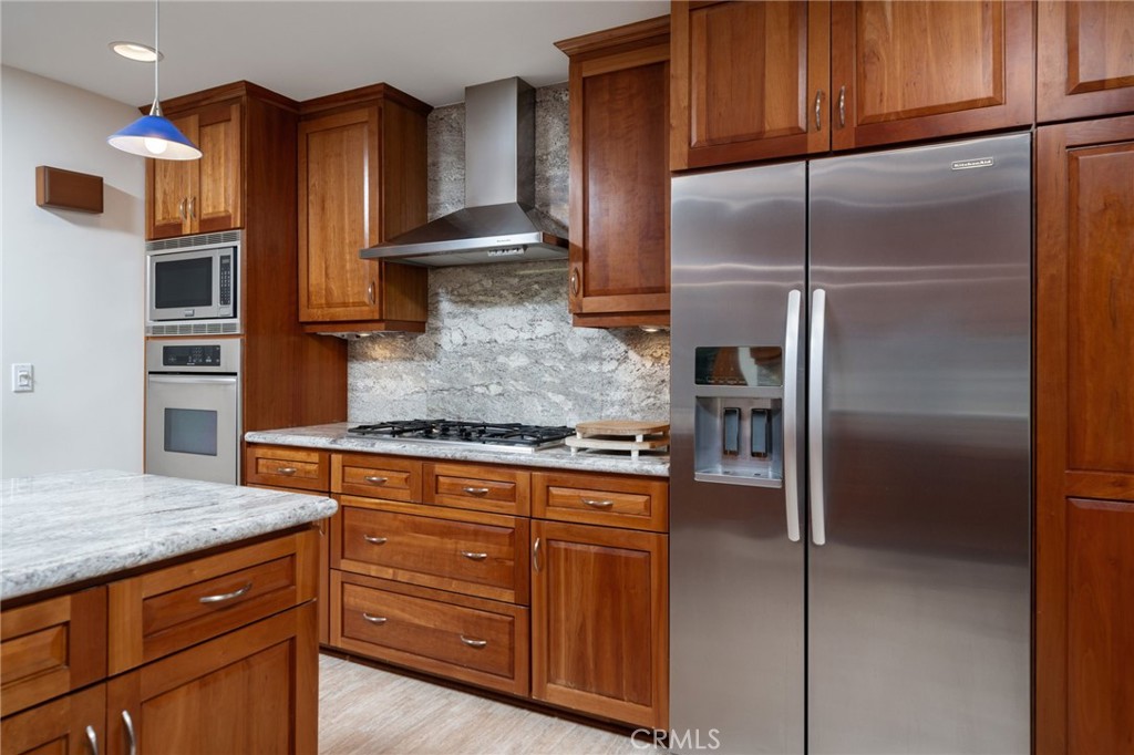 143 W Monterrey Drive