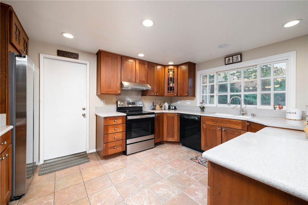 792 Marlboro Court