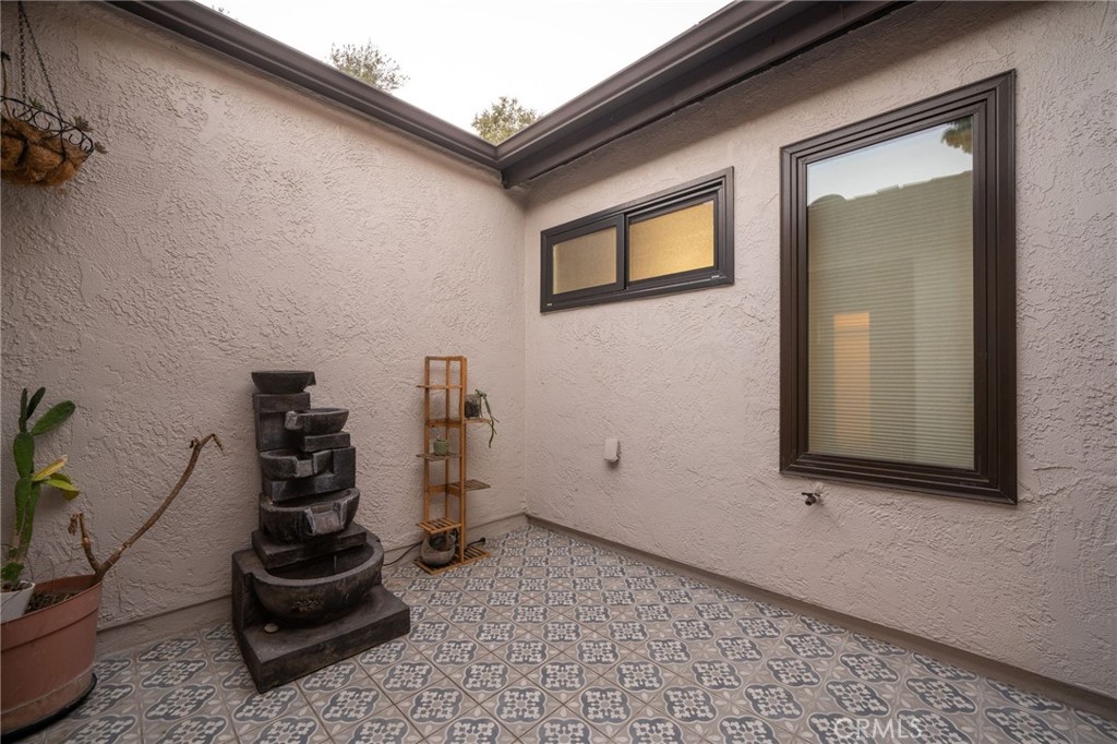1911 Lockhaven Way