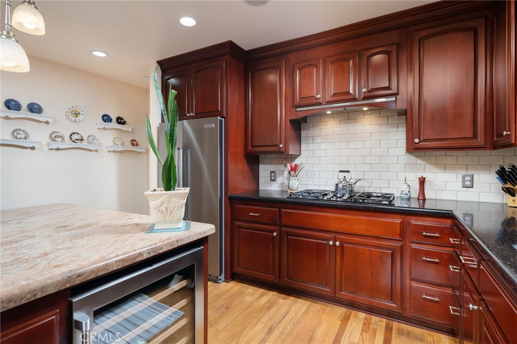 784 W 12th Street