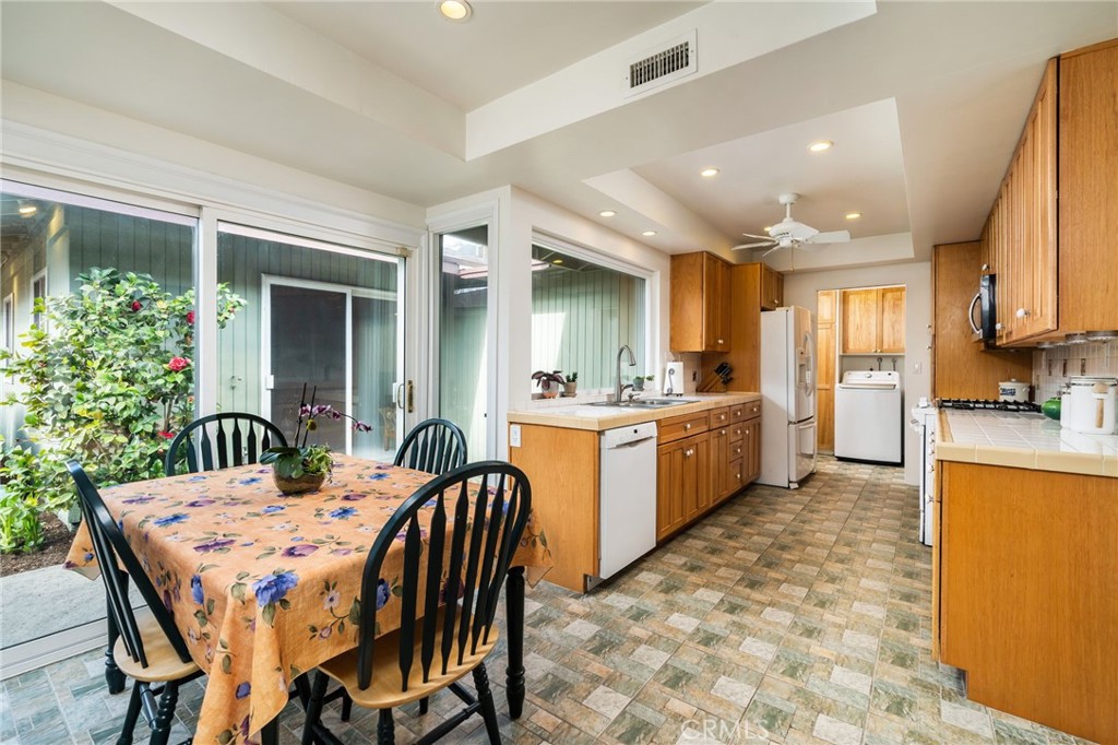 2116 N Villa Maria Road