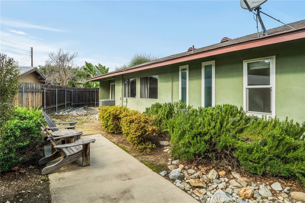 2116 N Villa Maria Road