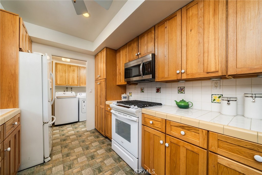 2116 N Villa Maria Road