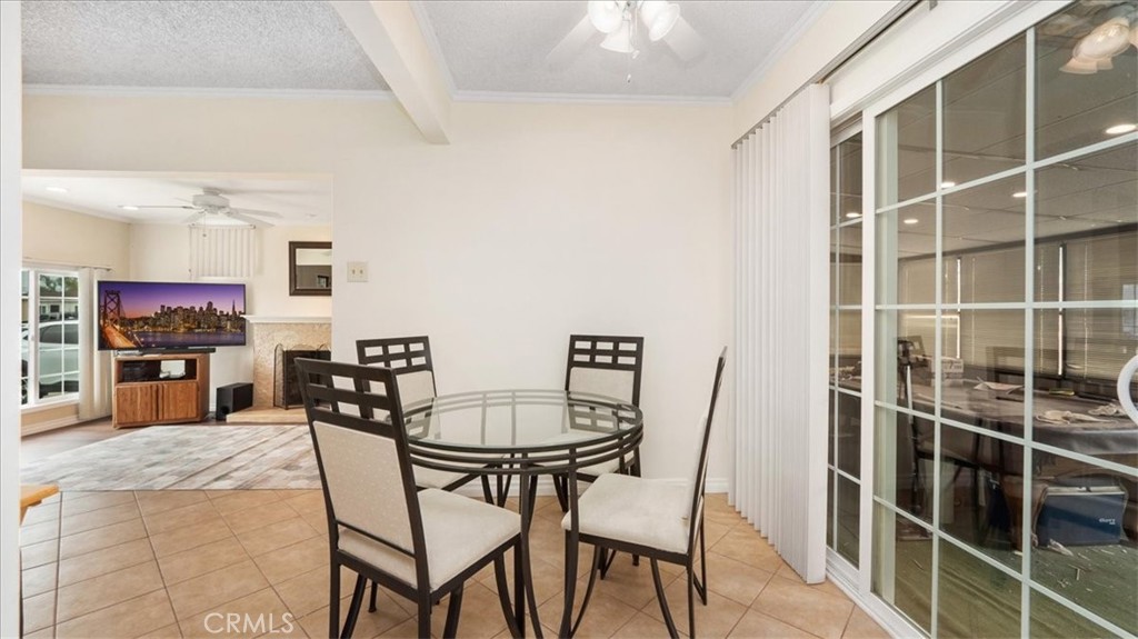 823 E El Morado Court