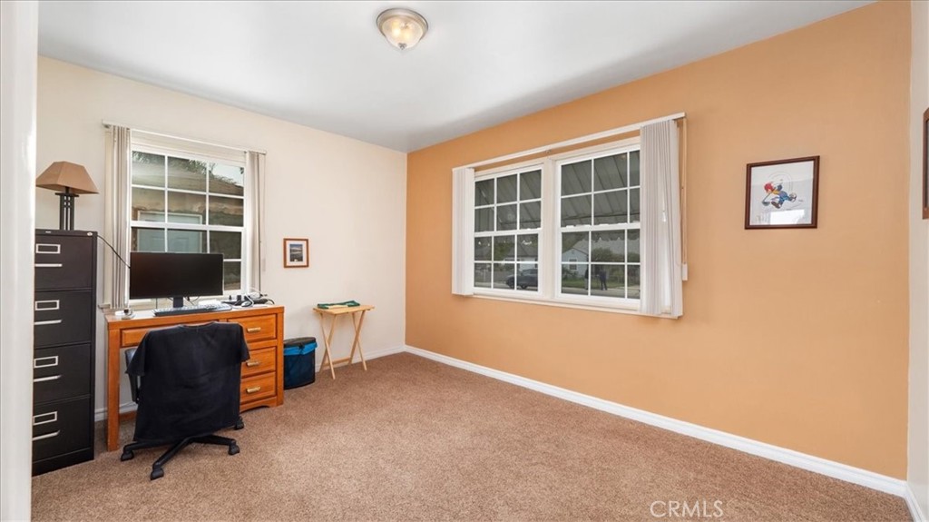 823 E El Morado Court