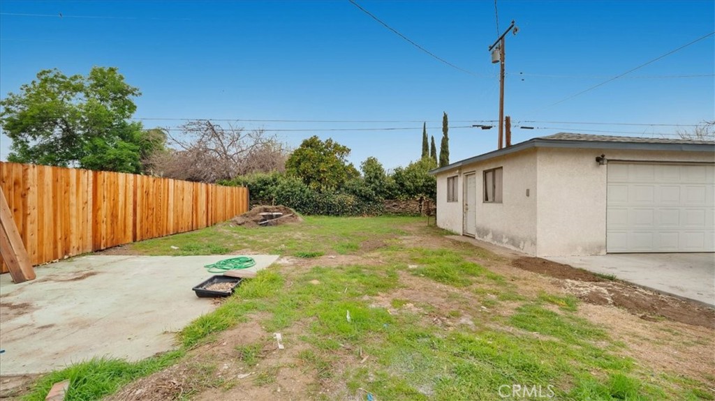 823 E El Morado Court