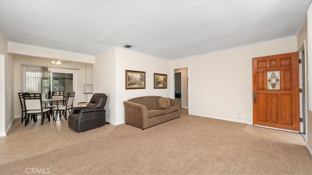 823 E El Morado Court