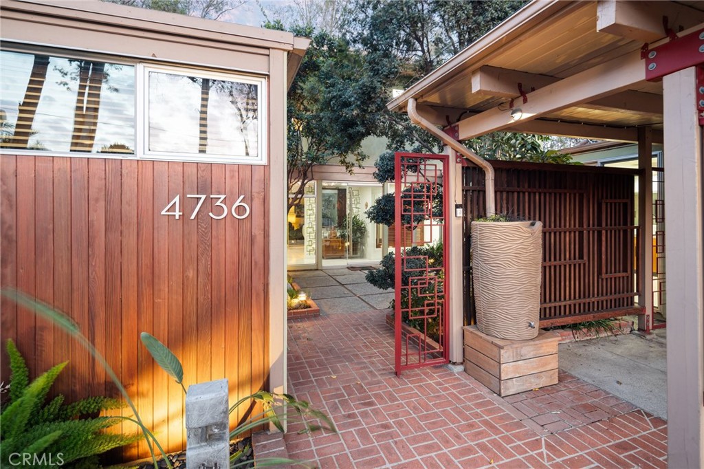 4736 Williams Avenue